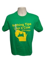 Wisconsin Nothing Tips Like a Cow Adult Small Green TShirt - £15.51 GBP