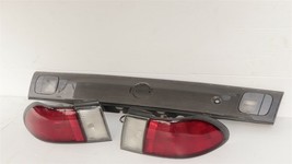 98-99 Nissan Sentra B14 Center Reflector Panel Carbon Fiber W/ Free Taillights