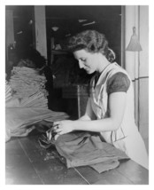 WW1 War Time Uniform Women Examiner Clipping Threads From Clothing 8X10 Photo - £6.67 GBP