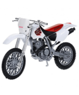 Honda XR400R White/ Red Motorcycle Model, Motormax Scale 1:18 - $761.19 MXN