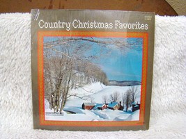 Country Christmas Favorites Vinyl Album, CBS Columbia Special Recs, Collectible - £6.31 GBP