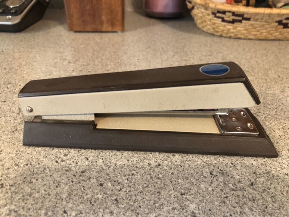 Vintage Bostitch Model B III Stapler Brown and Off White 7 3/4&quot; Long - $3.99