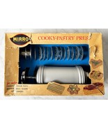 Vintage Mirro Aluminum Cooky-Pastry Press Spritz 12 Discs 3 Tips in Orig... - £45.51 GBP