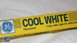 2 LOT GE GENERAL ELECTRIC F30T8-CW 36” FLUORESCENT LAMPS 30W T8 COOL WHI... - $20.00
