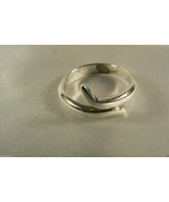 Sterling Silver 925  Ring Band  sz 9 adjustable one size Wave design - £18.77 GBP