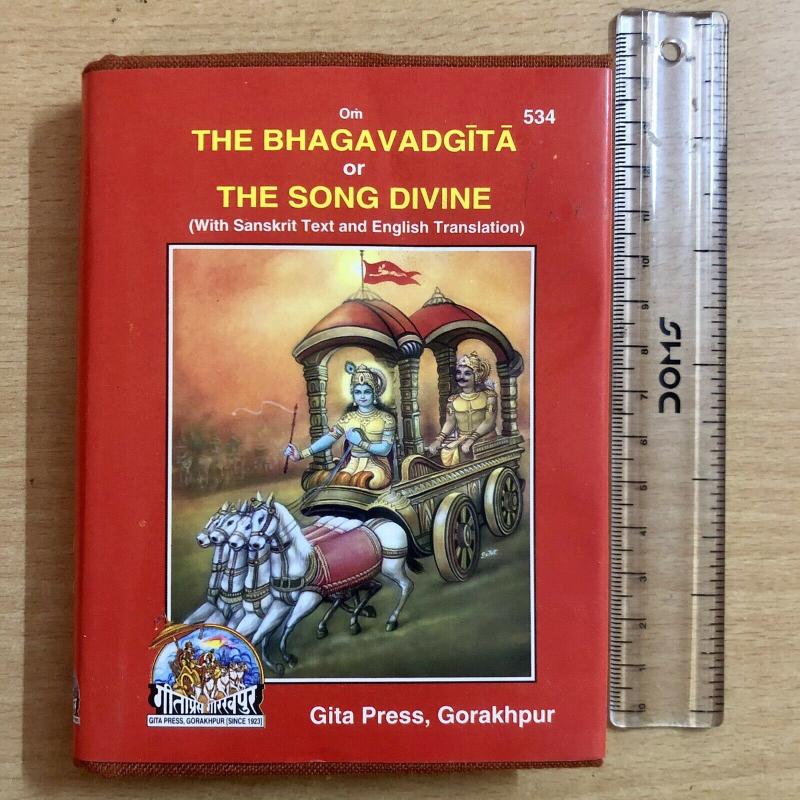 GITA RELIGIOSA PRENSA SHRIMAD BHAGWAD GITA GEETA Sánscrito a Inglés Libr... - $15.77