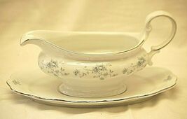 Blue Garland Johann Haviland Gravy Boat &amp; Underplate Bavarian Germany Ba... - $29.69