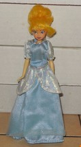 Mattel Cinderella Mini doll - £3.85 GBP