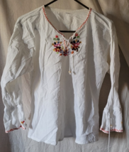 Women&#39;s Unbranded Pullover Shirt Size 44 Sleeve 3/4 White Flowers Hippie... - $11.99