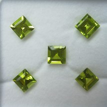 Natural Peridot Square StepCut 8X8mm Parrot Green Color VVS Clarity Loose Gemsto - £118.80 GBP