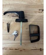 Shed Door Latch L-Handle Lock Kit with 2 Keys 4-1/2&quot; Stem Shed &amp; Barn Do... - €16,31 EUR