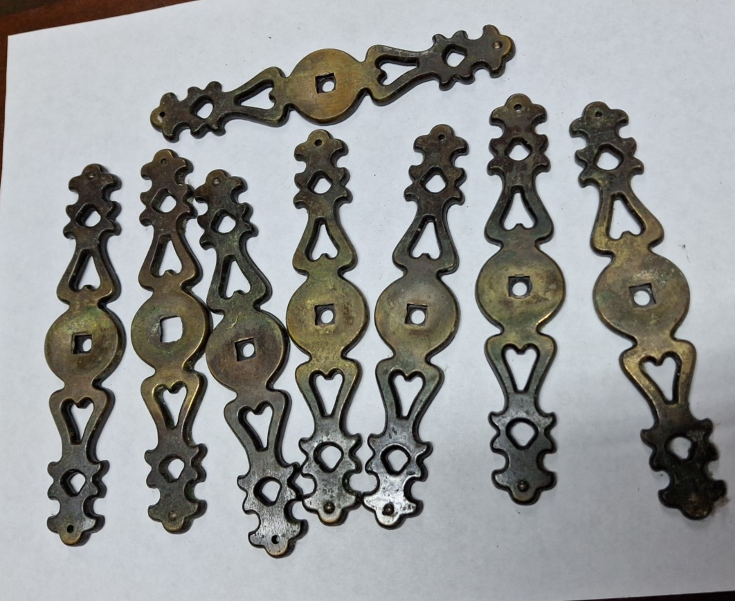(8) Vintage Amerock Cabinet Pulls Backplate 703-1 Brass Set, D207701 rd1967 - £14.59 GBP