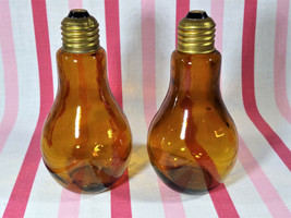 Swell Vintage MoD Pop Art Amber Glass 6&quot; Light Bulb Salt &amp; Pepper Shaker Set  - £7.82 GBP