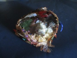 VTG. PILLBOX HAT PHEASANT FEATHERED RED/GREEN/BROWN/IVORY/BLUE AUTUMN - €13,98 EUR