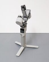 DJI RS 4 Mini 3-Axis Gimbal Stabilizer CP.RN.00000442.01 - Gray image 2