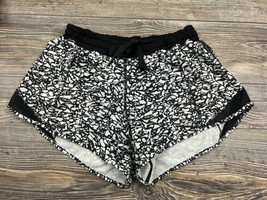 Lululemon Hotty Hot Running Shorts 3.5” Inseam Size 6 Tall  Black/White - £22.92 GBP