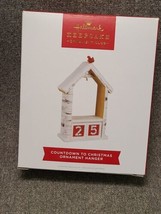 2022 Hallmark Countdown to Christmas KOC Club Exclusive Ornament Hanger Holder - £4.85 GBP