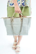 Bag Boutique all eyes on you tote in Taupe - size One Size - $34.65