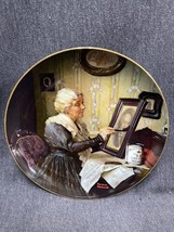 Norman Rockwell - Knowles Collector Plate &quot;Grandma&#39;s Love&quot; 16649F EUC - £7.59 GBP