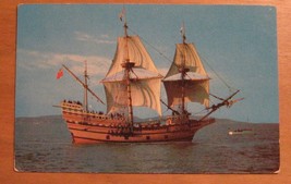 Mayflower II Ship Plimoth Plantation Plymouth Mass Postcard Unposted - £7.85 GBP