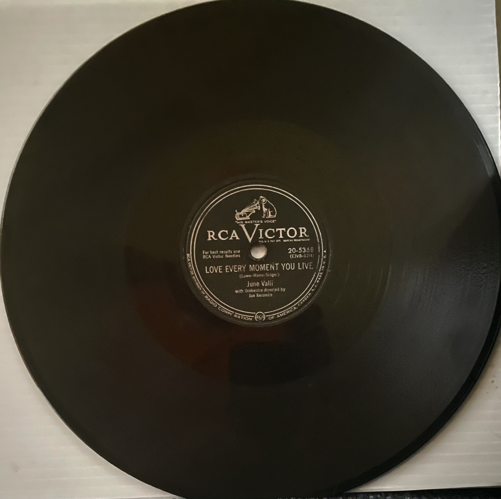 June Valli -  Crying In The Chapel/Love Every moment You Live (1953) 10&quot;... - $7.94