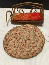 Vintage  Wicker Sofa and Rug Dollhouse Furniture - €6,50 EUR
