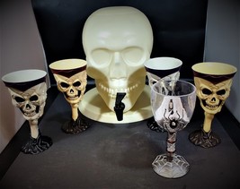 Skull Shaped Glow in Dark Plastic Drink Dispenser with 5 Skull Goblets - £47.46 GBP