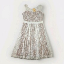 Candalite Women’s Dress Sz Small Embroidered White Floral - $18.80