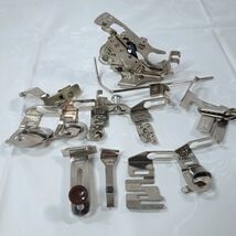 Vintage Greist set 12 sewing machine foot attachment hemmer edge guide r... - $1,242.42 MXN