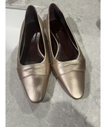 $715 Bougeotte Women&#39;s Gold Metallic Calfskin Loafers Shoes 38.5 EU/8.5 US - $5,654.23 MXN
