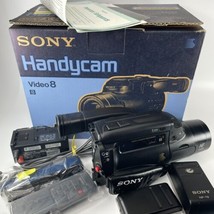 BROKEN Sony CCD -FX340 Video 8 Handycam in Original Box Charger Remote Strap - £39.03 GBP