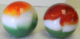 #17280m Vintage Pair of Vitro Agate All Red Shooter Marbles .86 .87 Inches - £15.01 GBP