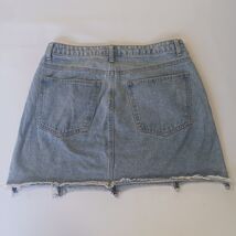 Sadie & Sage Women's Blue Button Fly Denim Frayed Mini Skirt Pockets Waist 32" image 2
