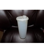 Vintage Tupperware Clear beverage container #262-4 W/ Lid 603-3 EUC - $435.35 MXN