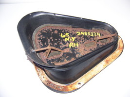 1965 CHRYSLER NEW YORKER RH VENT ASSY OEM #2485324 - $80.98