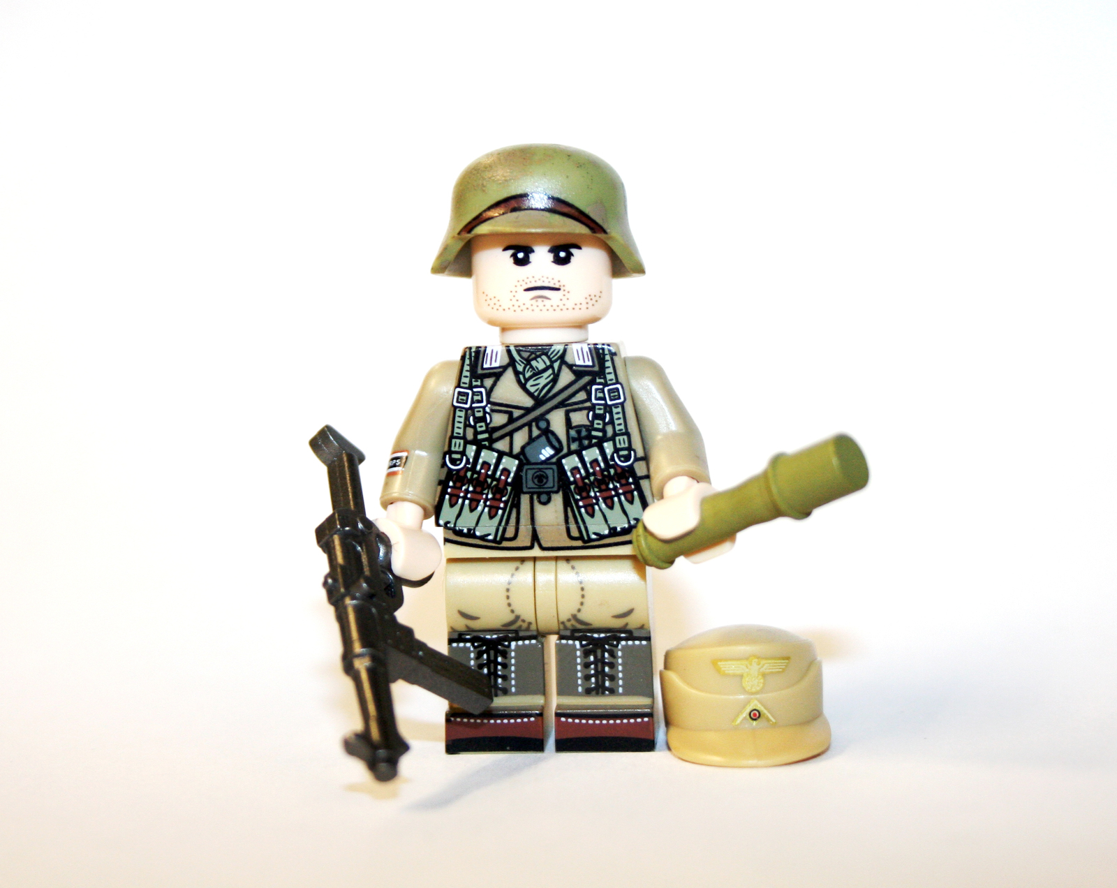 Minifigure German Afrika Korps Mp 40 V2 Ww2 Army US Seller - $10.99 CAD