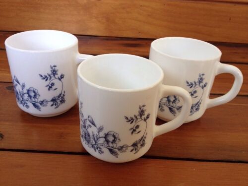 Primary image for Vintage Set of 3 Blue Delft Style Floral White Glass Coffee Mugs Arcopal France