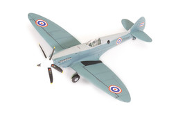 Level 1 Model Kit Supermarine Spitfire PR.XIX Fighter Aircraft 1/72 Plastic Mode - $30.87