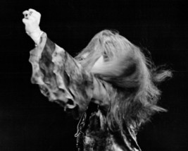 Janis Joplin fist in the air in full swing 1968 Hollywood Palace TV 8x10 photo - £7.79 GBP