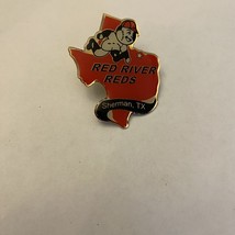 Red River Red VTG Baseball Pin Sherman Texas - £7.03 GBP
