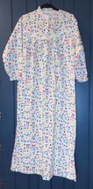 Vintage Heart Print Flannel Nightgown Medium Cottage Grandma Core Valentines - $29.70