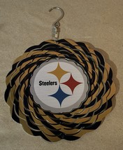 Pittsburgh Steelers Geo Wind Spinner With Hanger - $270.70 MXN