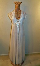 NWOT! - BEAUTIFUL Vintage New White Lace &amp; Netting Bridal Peignoir Set - Sz. S - $65.99