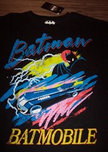 VINTAGE STYLE BATMAN THE ANIMATED SERIES Batmobile Dc Comics T-Shirt MEN... - $19.80