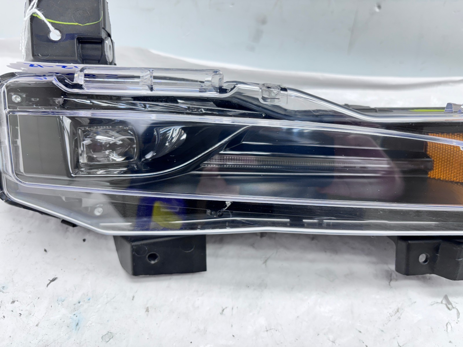 2021 2022 2023 2024 TESLA MODEL S LED FRONT RIGHT OEM FOG LIGHT 1563711-00-D Item image 8