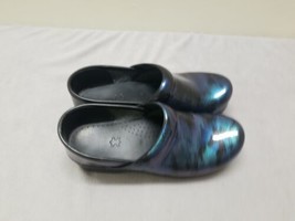 Dansko Green Blue Size 39 US 8.5-9 Work Nurse Clogs (C12) - £30.25 GBP