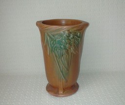 Vintage McCoy Art Pottery 8&quot; Matte Green &amp; Brown Embossed Leaves &amp; Berries Vase - £46.77 GBP
