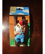 Flower Pot Hugger Gnome - $294.83 MXN