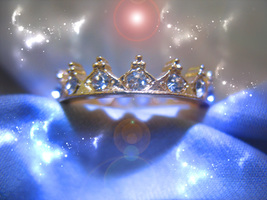 Free W $49 Ring All Royal Crowns Of Gold Golden Royal Collect Magick - $0.00