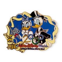 Donald Duck Disney Pin: Donald and Daisy Duck Wedding - $39.90